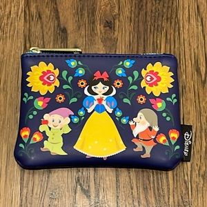 Loungefly Disney Snow White and Seven Dwarfs Cardholder NWT
